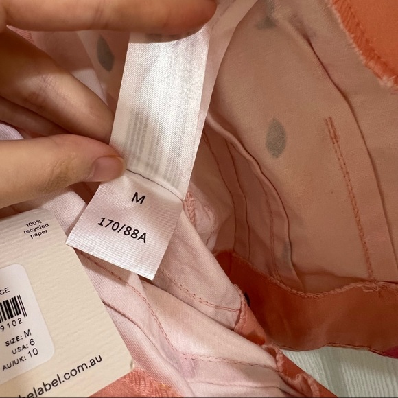 Brand new Finders Keepers peach top - Picture 5 of 10